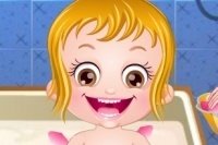 Baby Hazel nimmt ein Bad Baby Hazel nimmt ein Bad